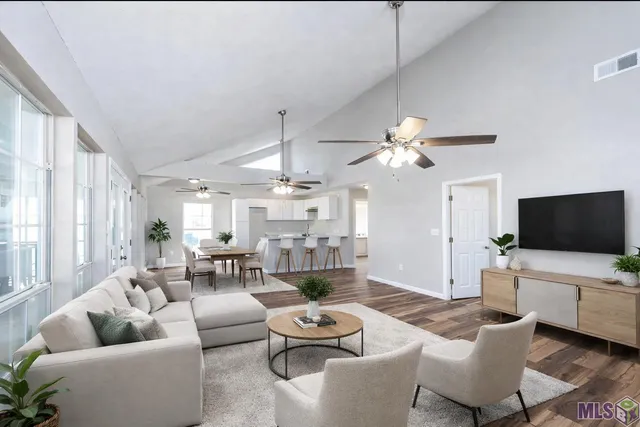 $329,500 | 162 Trosclair Lane, Dulac, LA 70353