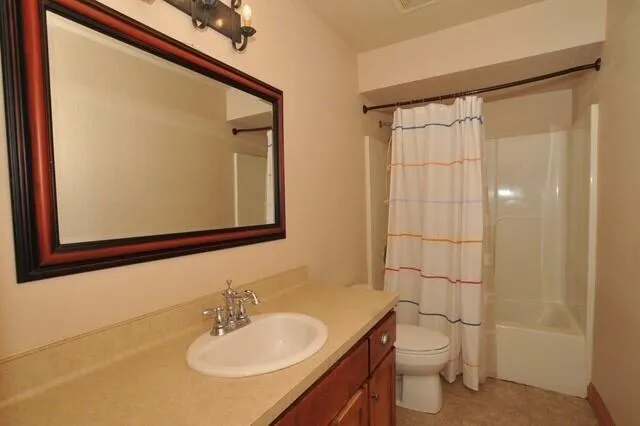 $899,900 | 8334 Virginia Circle, Norway, WI 53185