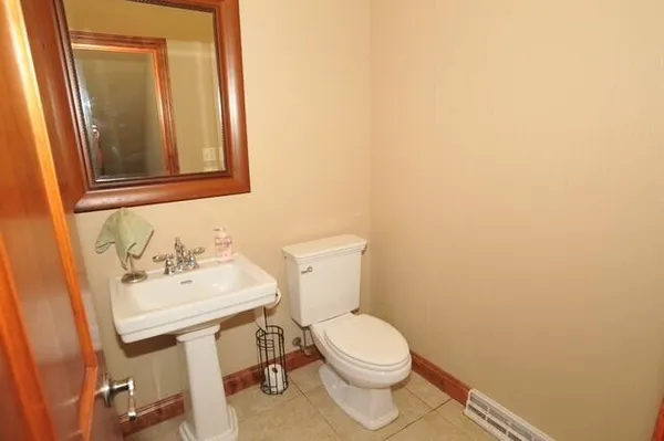 $874,900 | 8334 Virginia Circle, Norway, WI 53185