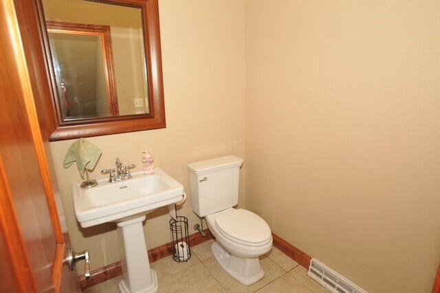 8334 Virginia Circle Norway, WI 53185 - Photo 14 of 32 10