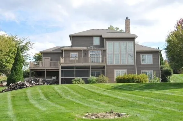 $874,900 | 8334 Virginia Circle, Norway, WI 53185