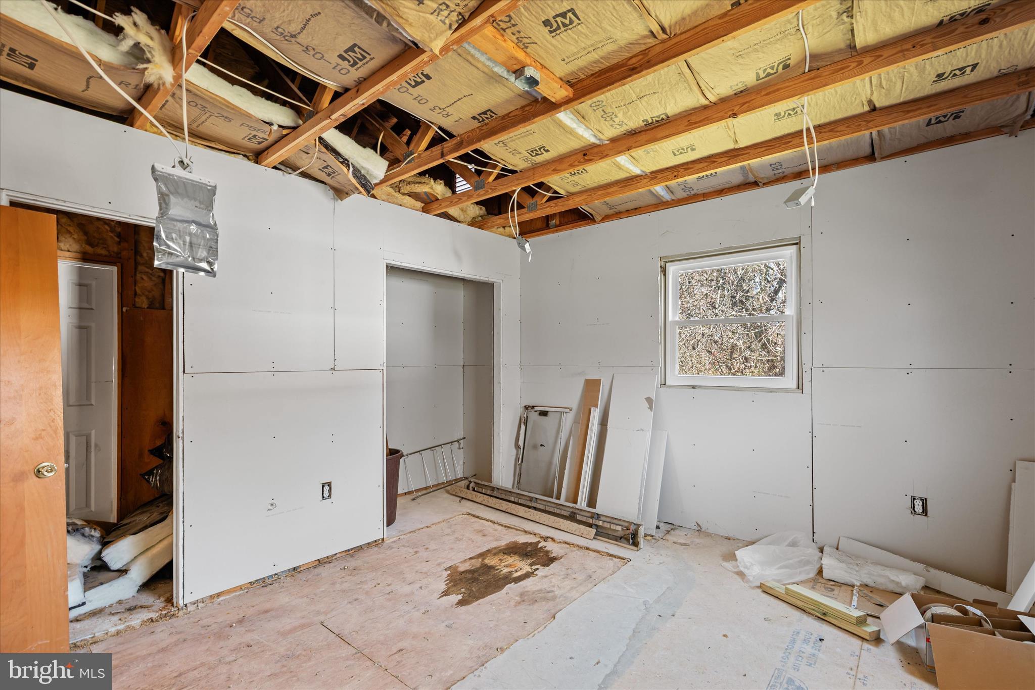 28359 Martins Farm Road Milton, DE 19968 - Photo 21 of 63 a view of a room with gym equipment