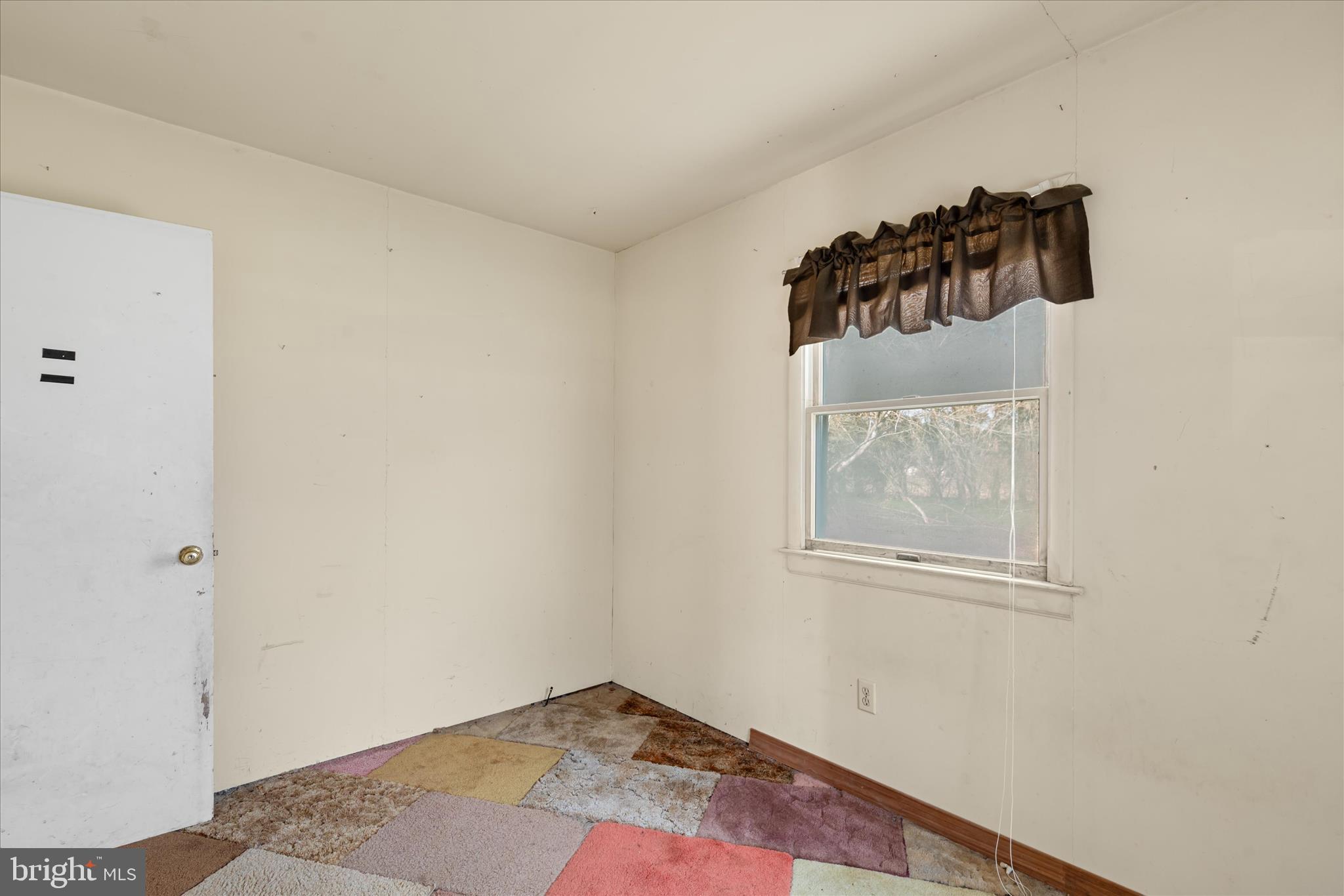 28359 Martins Farm Road Milton, DE 19968 - Photo 31 of 63 a view of a storage & utility room