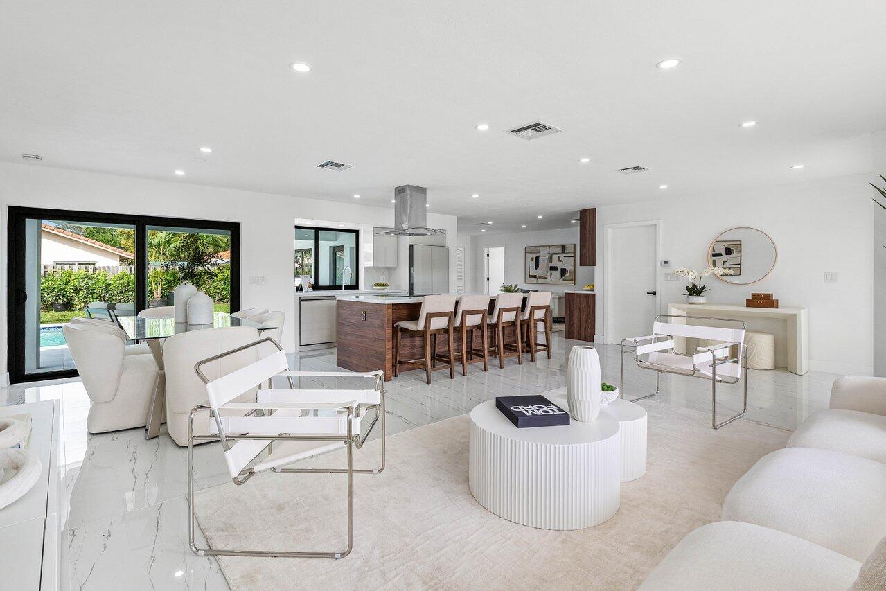 1384 Southwest 12th Street Boca Raton, FL 33486 - Photo 2 of 25 006-1384Southwest12thStreet-BocaRaton-FL