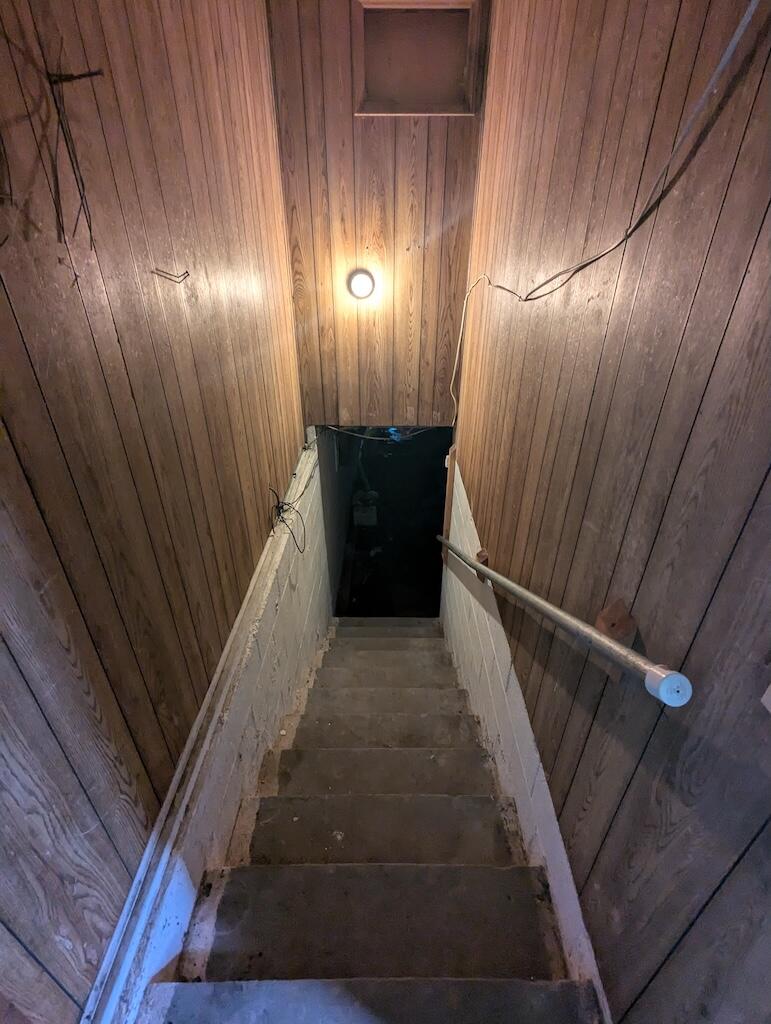 714 Glendale Road Galax, VA 24333 - Photo 23 of 26 a view of an entryway