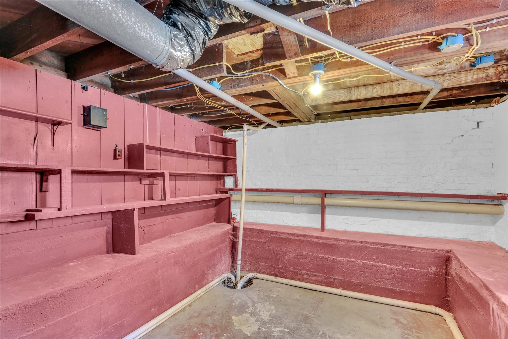 202 East Daggy Street Tuscola, IL 61953 - Photo 33 of 45 a view of storage and utility room