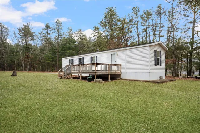 $2,250 | 111 Mishnock Road, West Greenwich, RI 02817