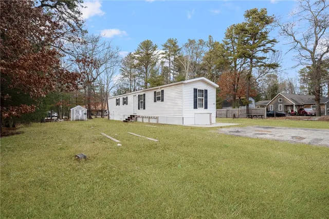 $2,250 | 111 Mishnock Road, West Greenwich, RI 02817