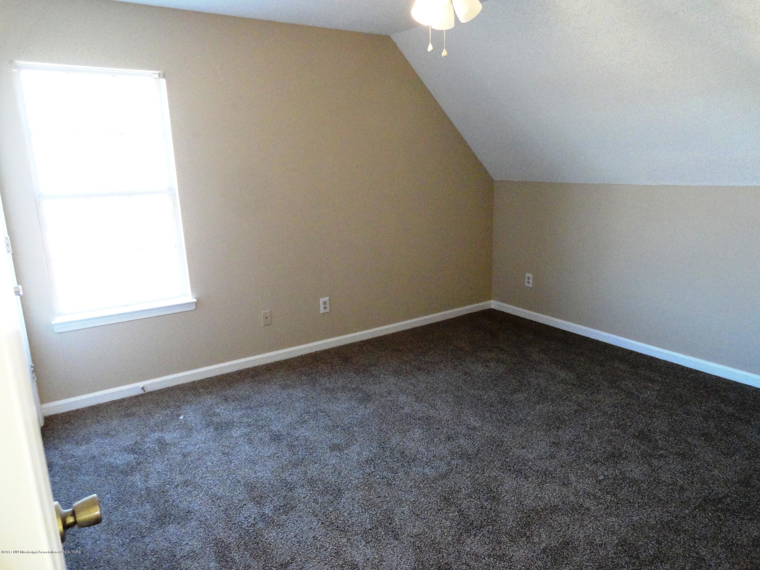 2165 Heather Ridge Southaven, MS 38672 - Photo 18 of 20 DSC09829m