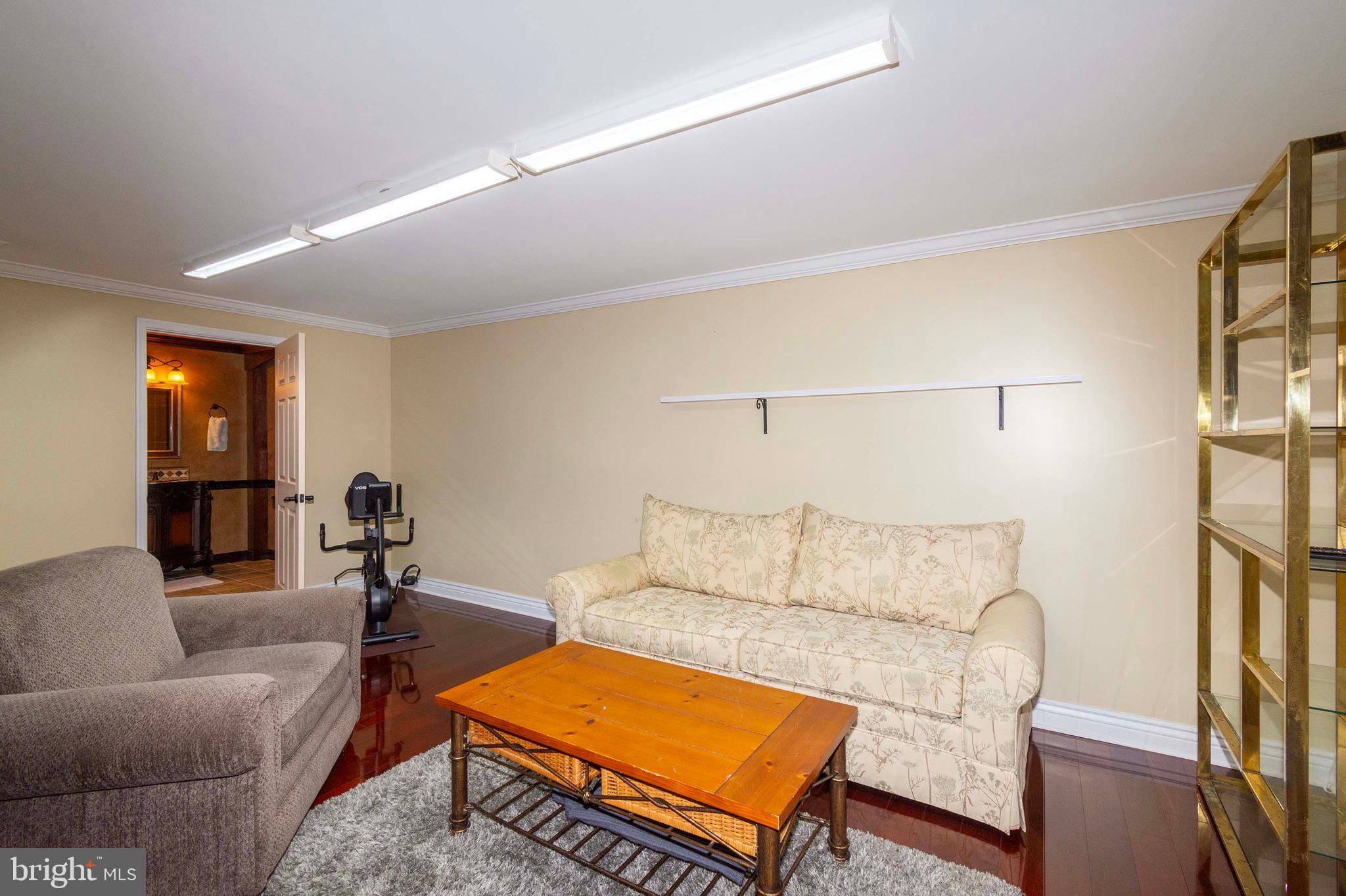2203 Campbell Road Gordonsville, VA 22942 - Photo 31 of 53 a living room with furniture and a couch