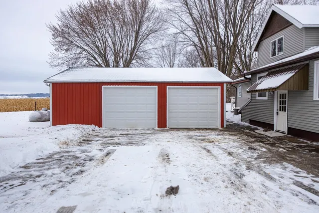 $349,900 | N5438 Lower Road, Shiocton, WI 54170