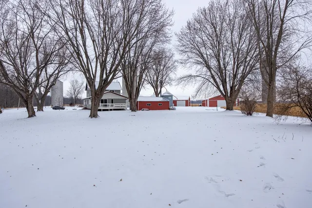 $349,900 | N5438 Lower Road, Shiocton, WI 54170