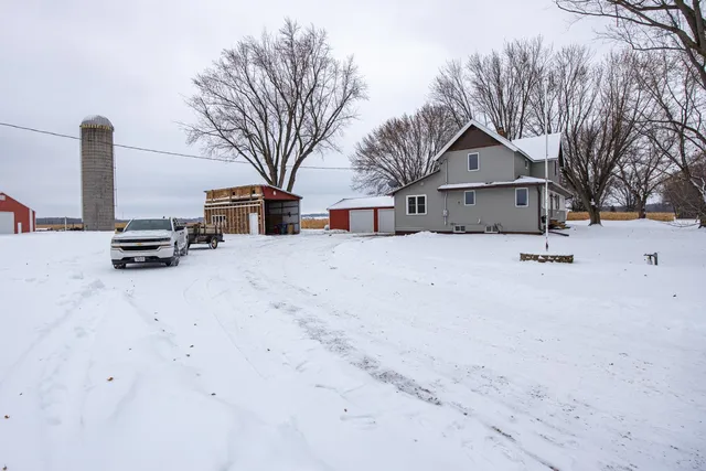 $349,900 | N5438 Lower Road, Shiocton, WI 54170