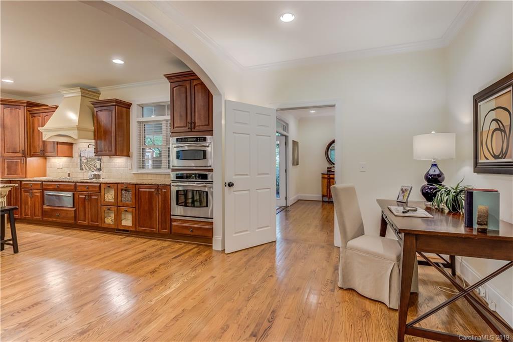 2916 Cross Country Road Charlotte, NC 28270 - Photo 16 of 48