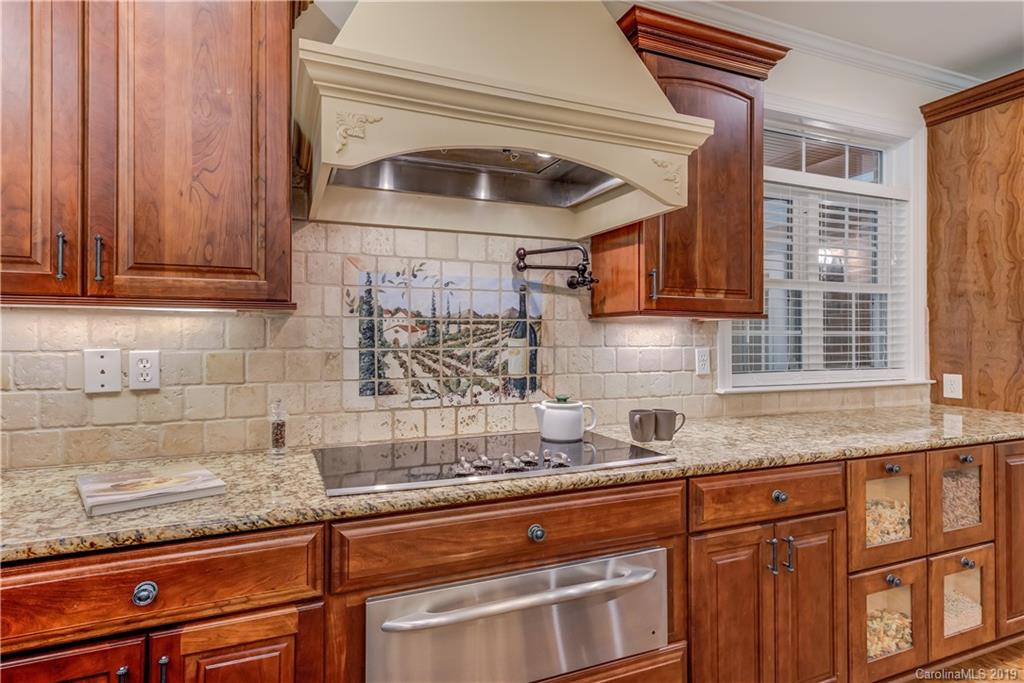 2916 Cross Country Road Charlotte, NC 28270 - Photo 23 of 48