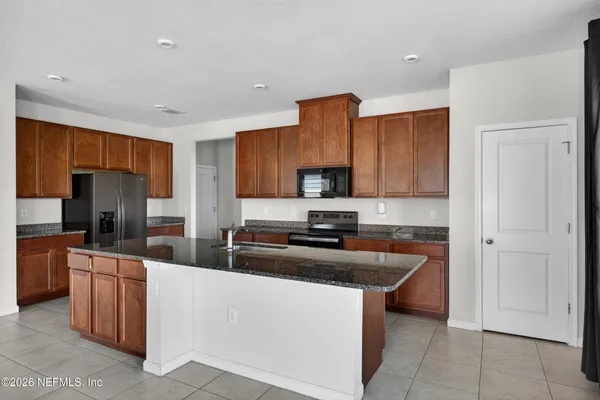 $2,700 | 1345 Tan Tara Trail, Jacksonville, FL 32221