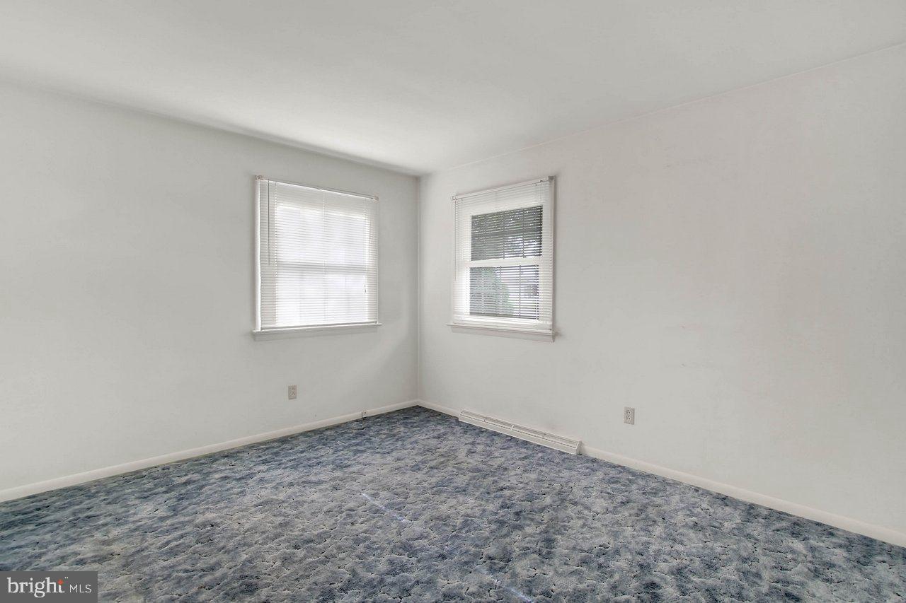 1825 Marigold Road York, PA 17408 - Photo 12 of 25