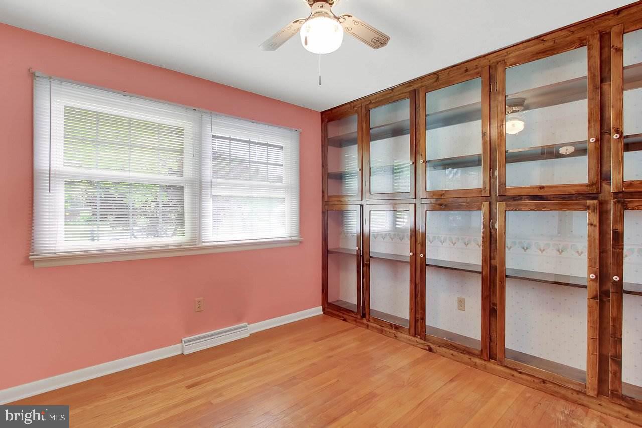 1825 Marigold Road York, PA 17408 - Photo 14 of 25