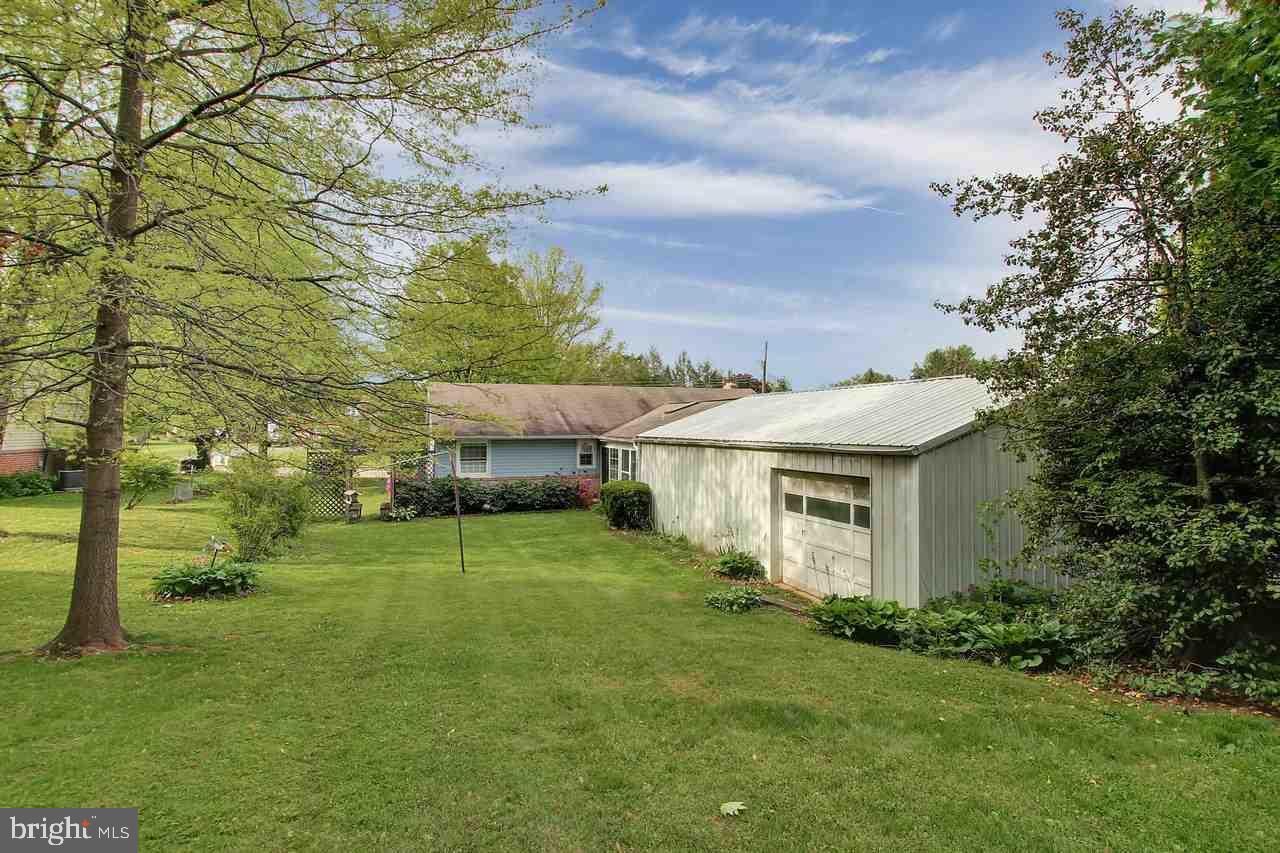 1825 Marigold Road York, PA 17408 - Photo 21 of 25