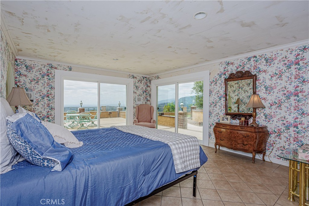 350 Roughrider Road La Verne, CA 91750 - Photo 45 of 55 Room refreshed - new pictures coming soon.