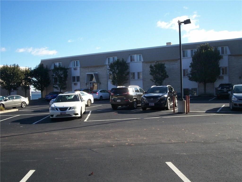 4430 Post Road, Unit 29B Warwick, RI 02818 - Photo 8 of 9