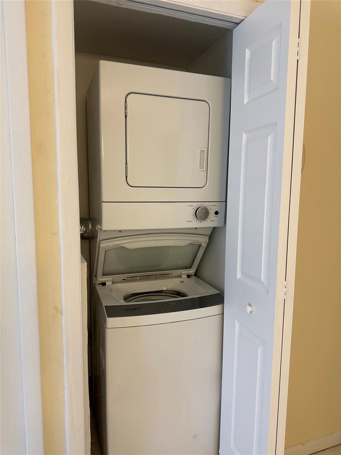 310 Racquet Club Road, Unit 103 Weston, FL 33326 - Photo 13 of 13 WASHER & DRYER