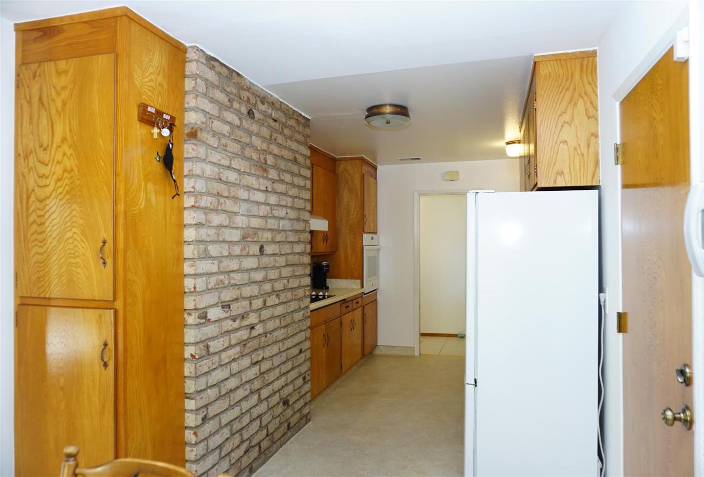 1116 Buchanan Drive Santa Clara, CA 95051 - Photo 11 of 30 a bathroom with a shower