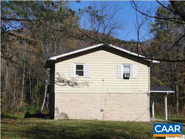 5885 Cub Creek Road Roseland, VA 22967 - Photo 3 of 11 a view of a house with a yard