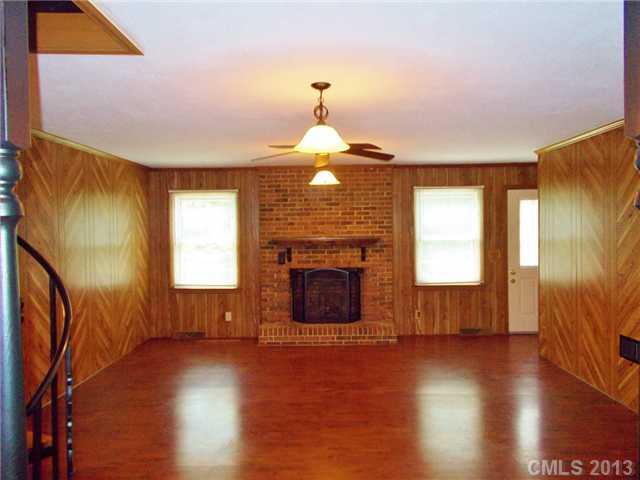 771 Community Lane Lancaster, SC 29720 - Photo 3 of 12 Gallery Image 3