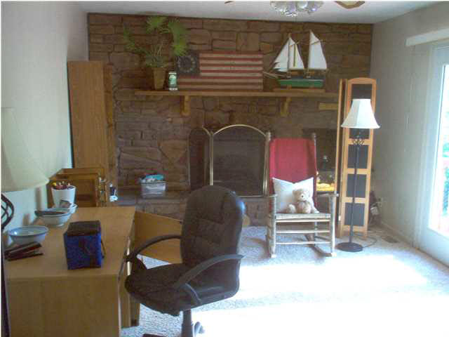 7809 Yankeetown Road Newburgh, IN 47630 - Photo 5 of 17 Gallery Image 5