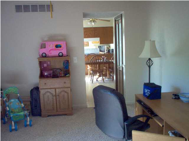 7809 Yankeetown Road Newburgh, IN 47630 - Photo 6 of 17 Gallery Image 6