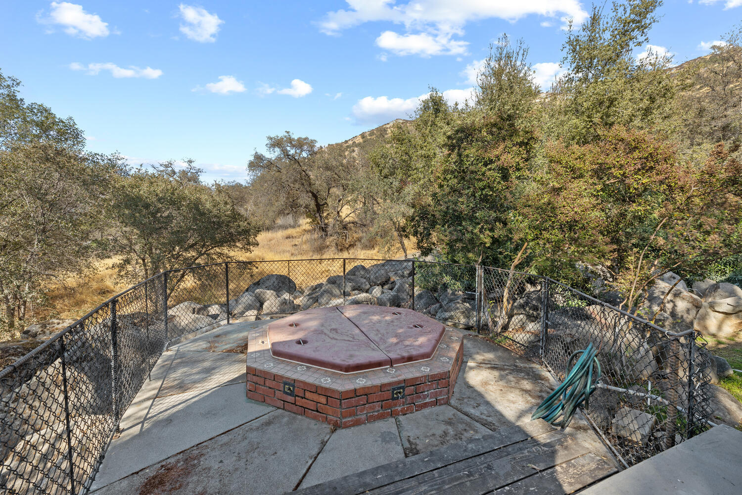 43157 Redstone Lane Three Rivers, CA 93271 - Photo 29 of 61 43157 Redstone Ln Three Rivers-large-030