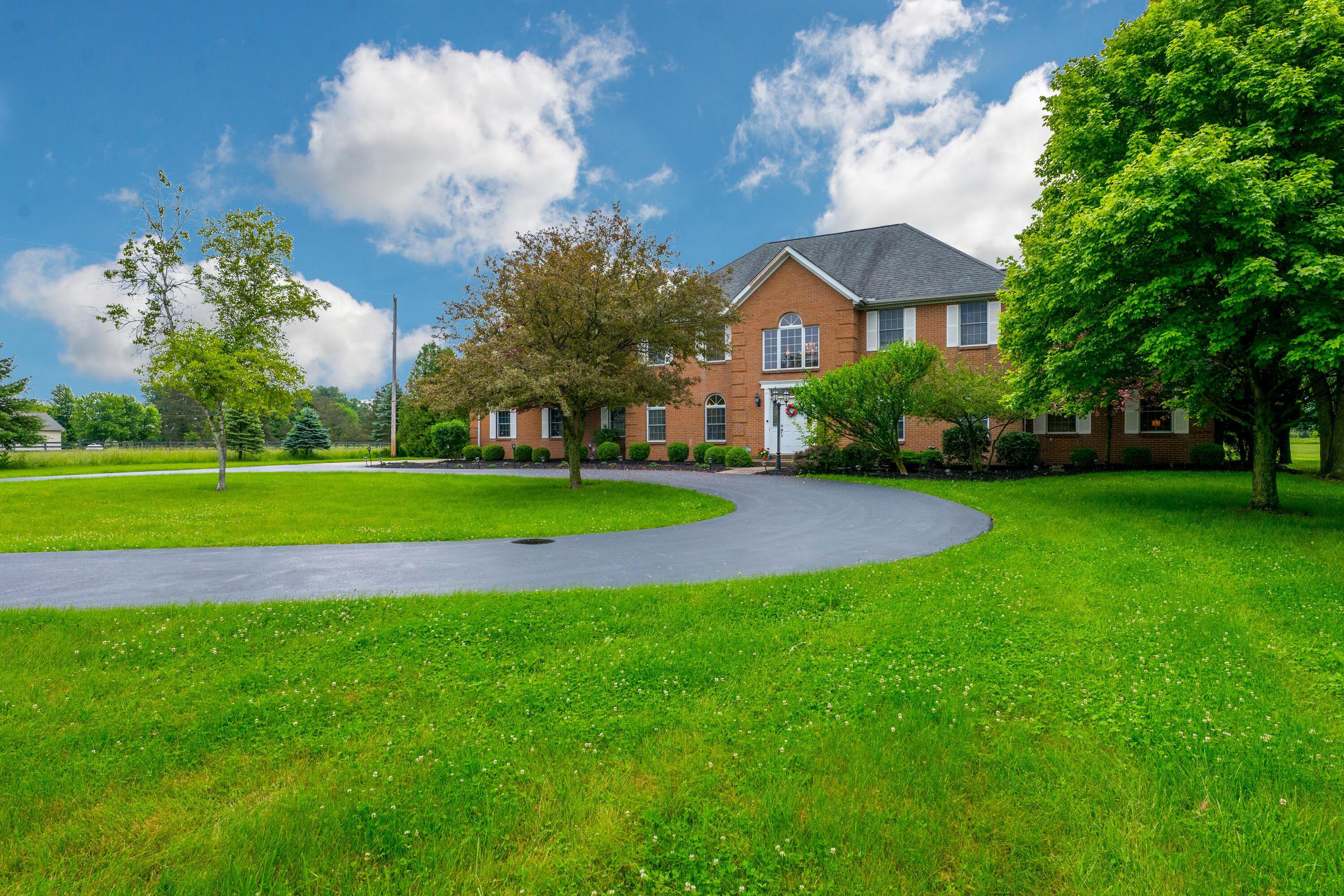 Circular Drive way