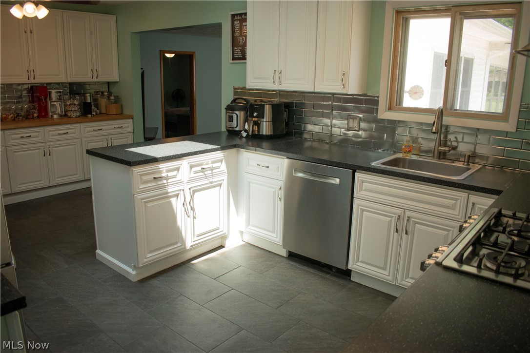 34435 Pettibone Road Solon, OH 44139 - Photo 15 of 30 Gallery Image 15