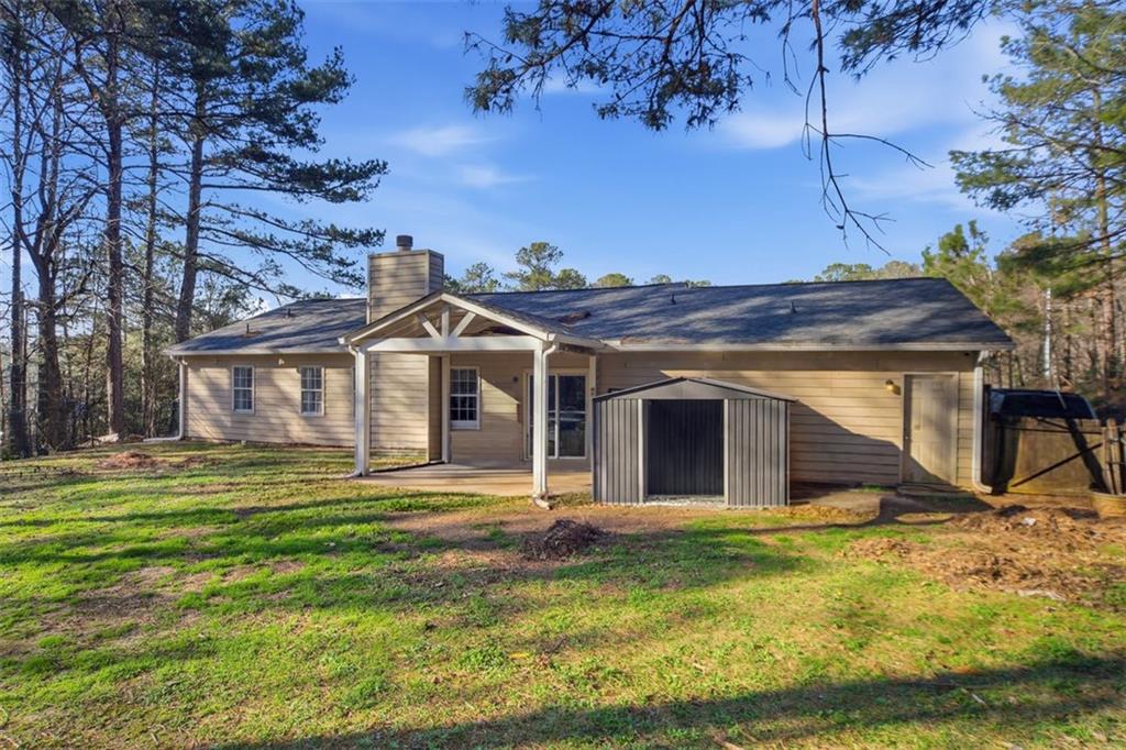 10 Stoneview Circle Covington, GA 30016 - Photo 25 of 25 a front view of a house with a yard