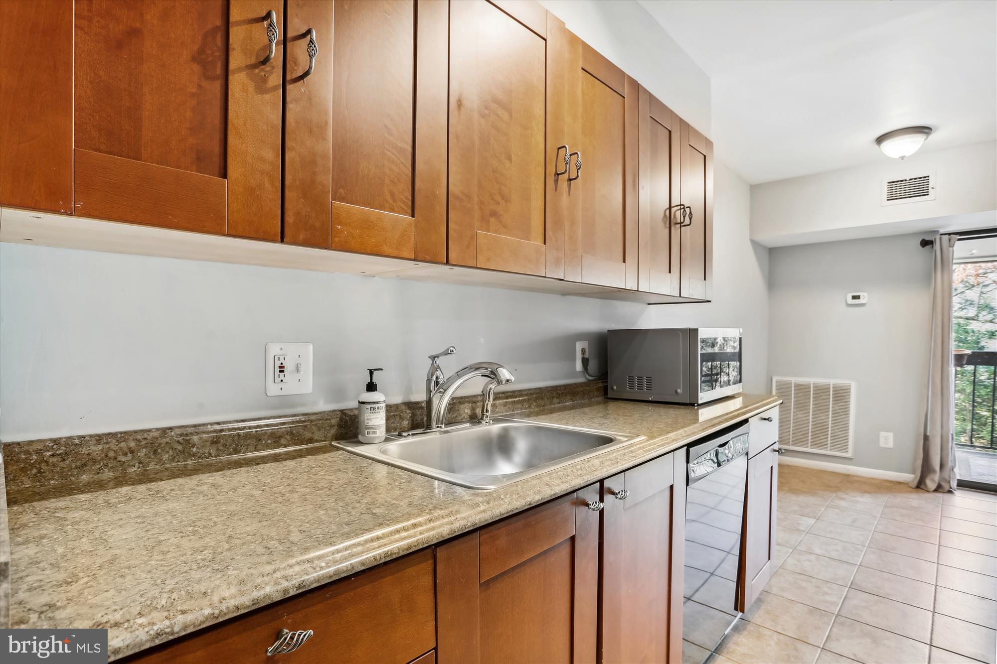 2240 Castle Rock Square, Unit 22C Reston, VA 20191 - Photo 2 of 28 Updated Galley Kitchen