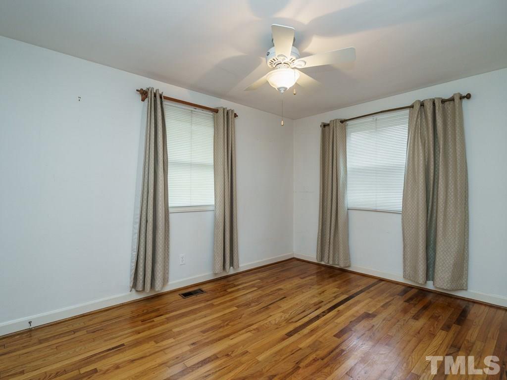 2956 Claremont Road Raleigh, NC 27608 - Photo 14 of 19