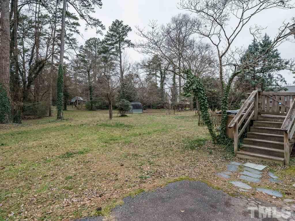 2956 Claremont Road Raleigh, NC 27608 - Photo 17 of 19