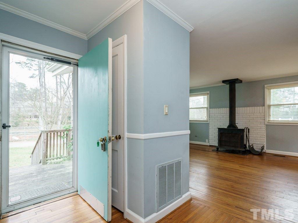2956 Claremont Road Raleigh, NC 27608 - Photo 4 of 19
