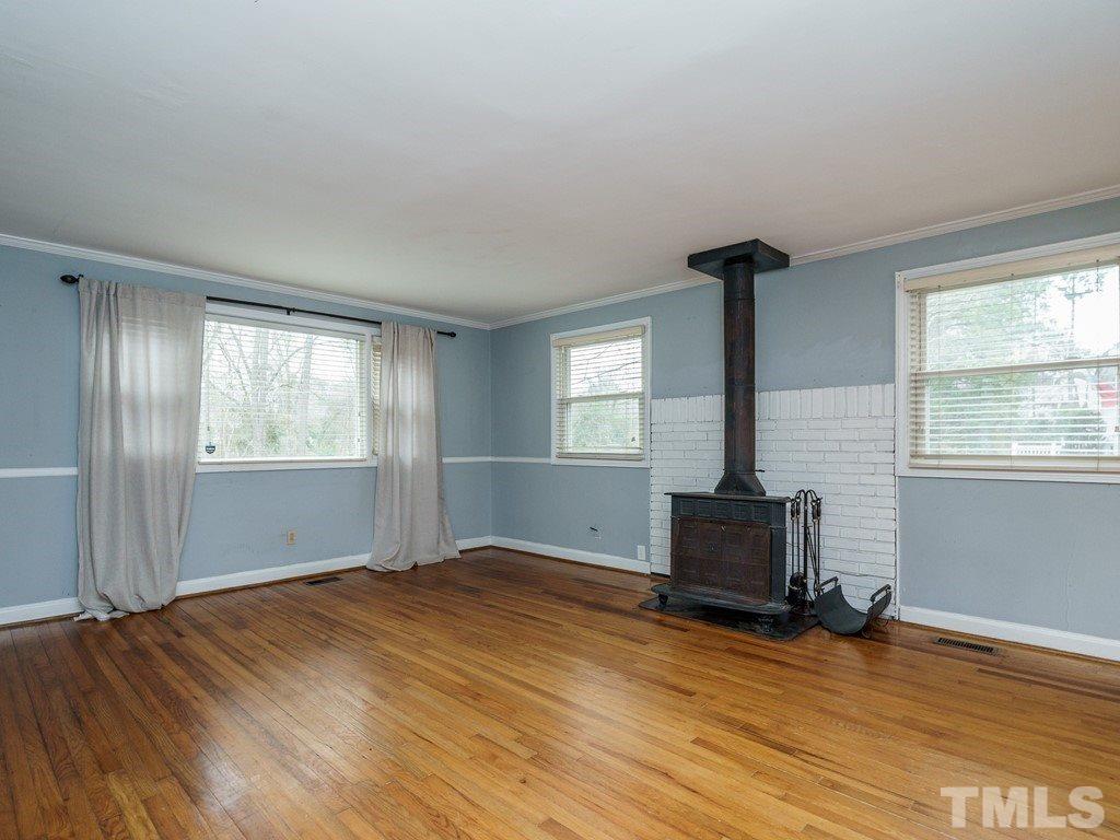 2956 Claremont Road Raleigh, NC 27608 - Photo 5 of 19