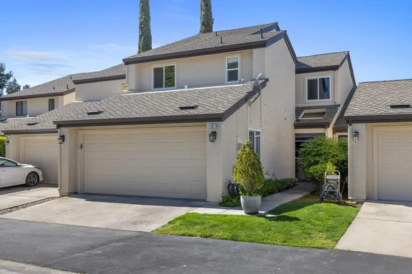 $380,000 | 1137 Cedar Creek Drive, Unit 4, Modesto, CA 95355