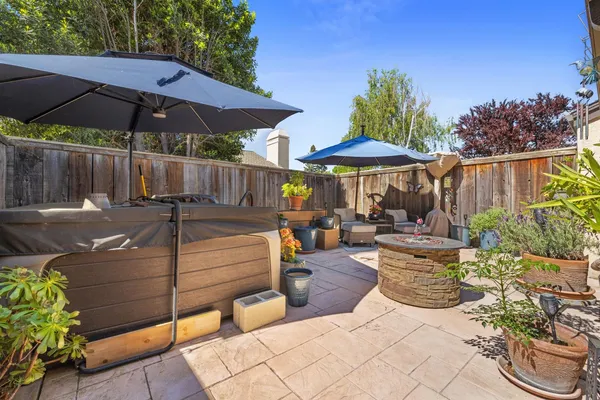 $380,000 | 1137 Cedar Creek Drive, Unit 4, Modesto, CA 95355