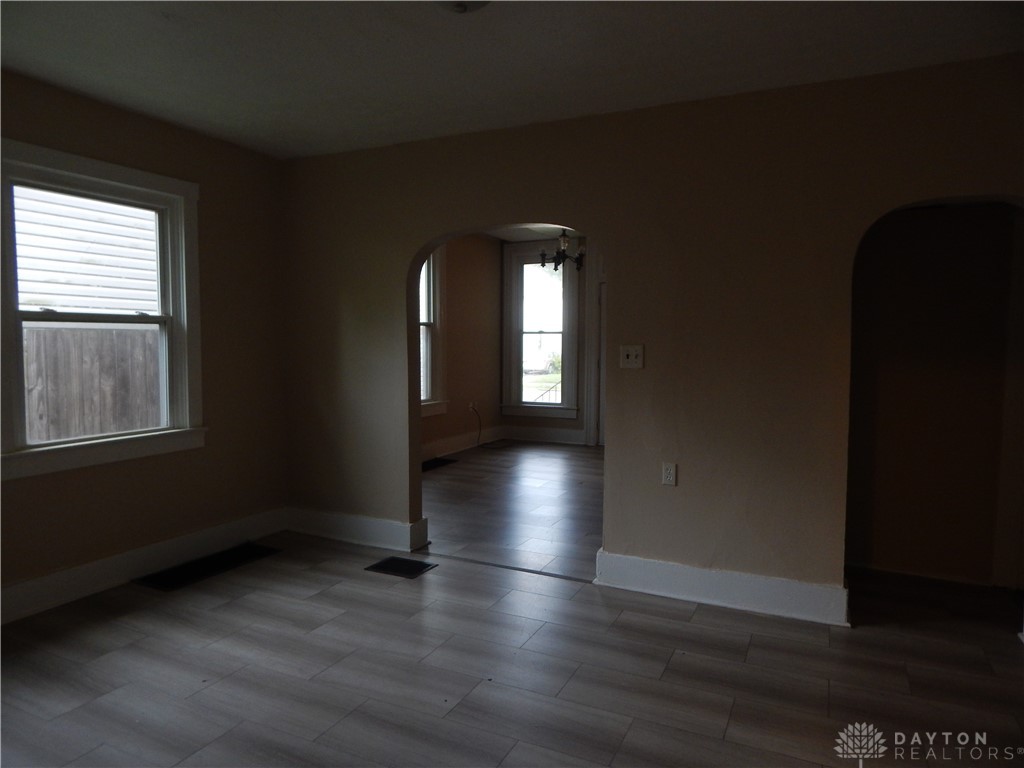 328 West Clark Street Springfield, OH 45506 - Photo 17 of 18
