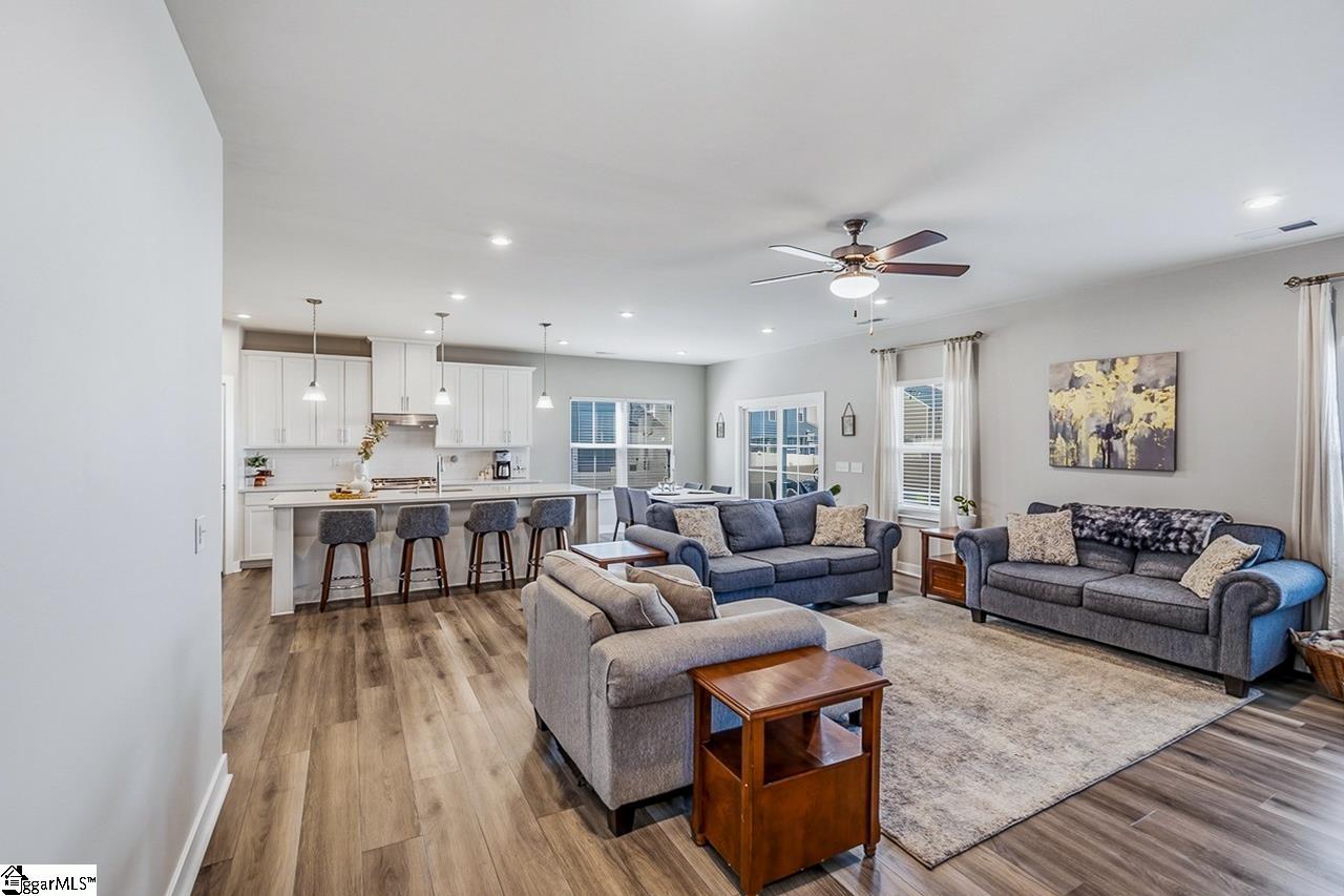 247 Chinook Drive Greenville, SC 29607 - Photo 12 of 47