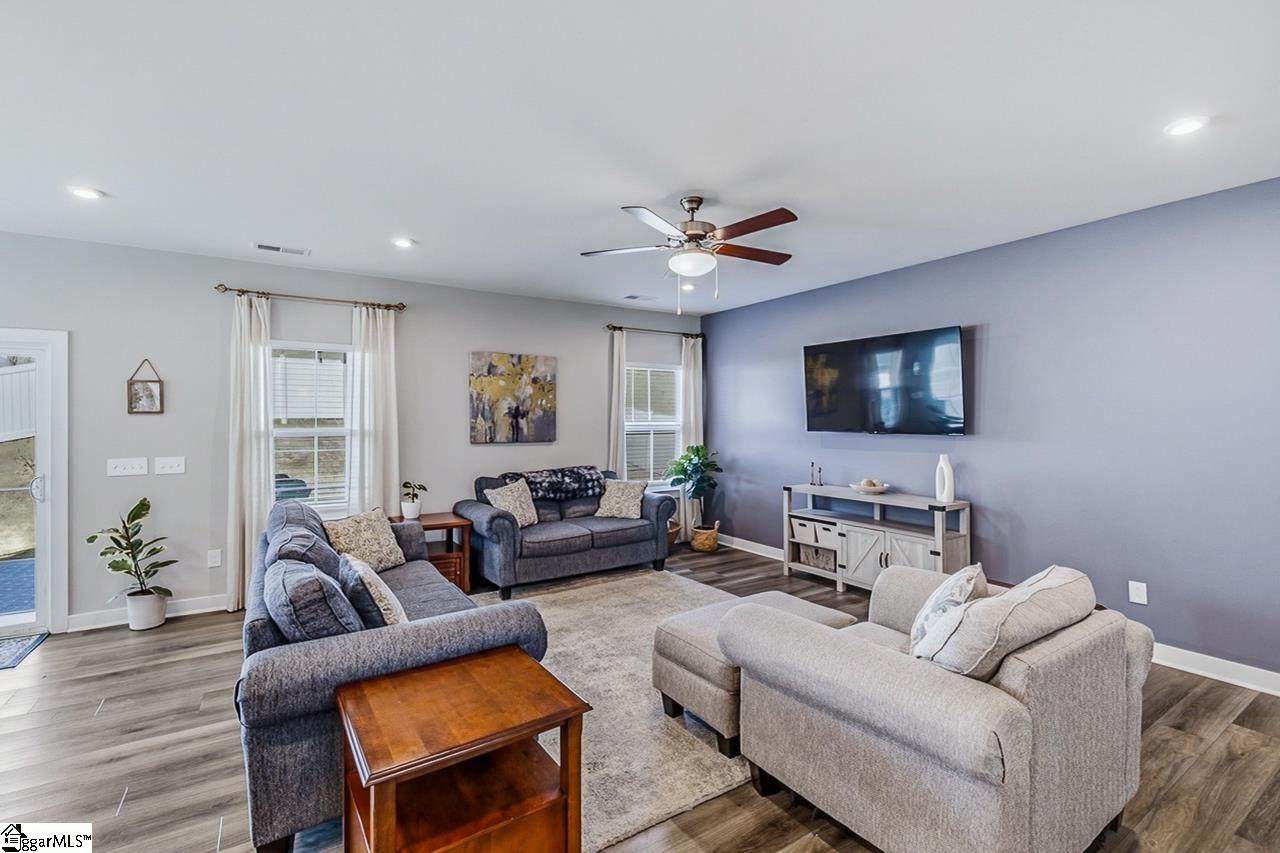 247 Chinook Drive Greenville, SC 29607 - Photo 13 of 47