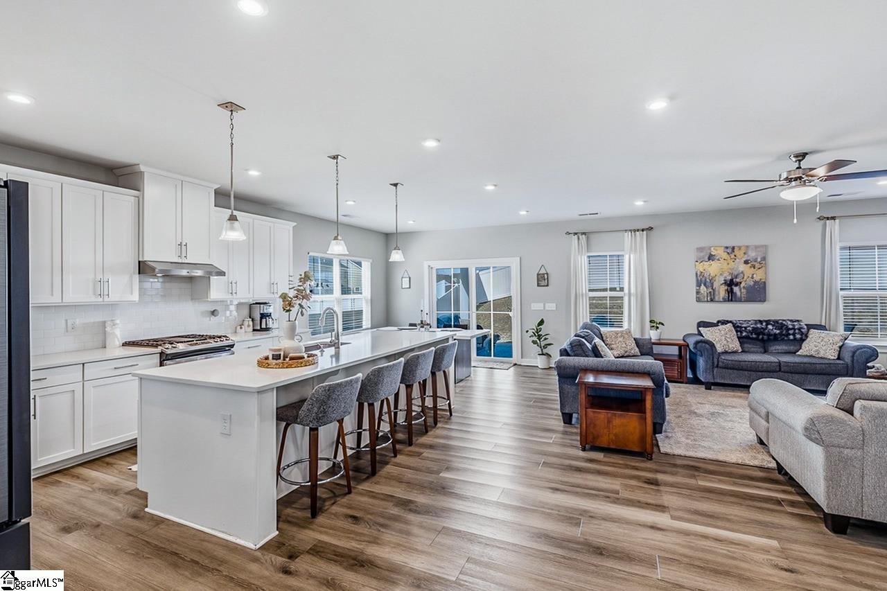 247 Chinook Drive Greenville, SC 29607 - Photo 10 of 47