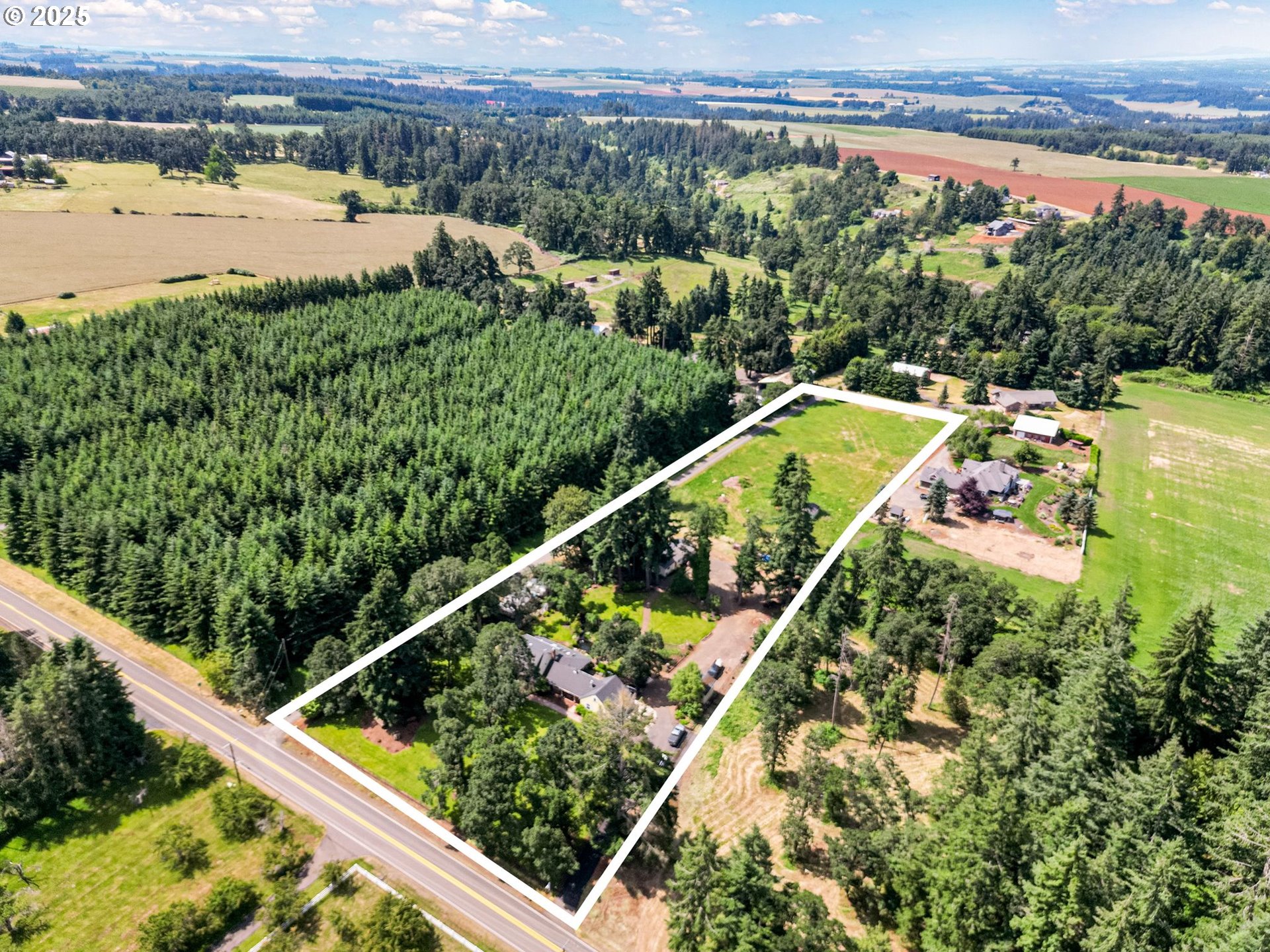 4269 Victor Point Road Northeast Silverton, OR 97381 - Photo 2 of 35