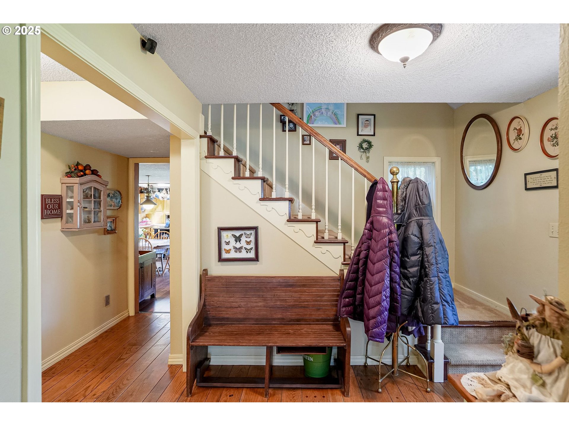 4269 Victor Point Road Northeast Silverton, OR 97381 - Photo 5 of 35