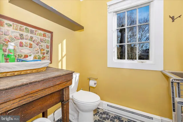 a view of a kitchen with washer and dryer