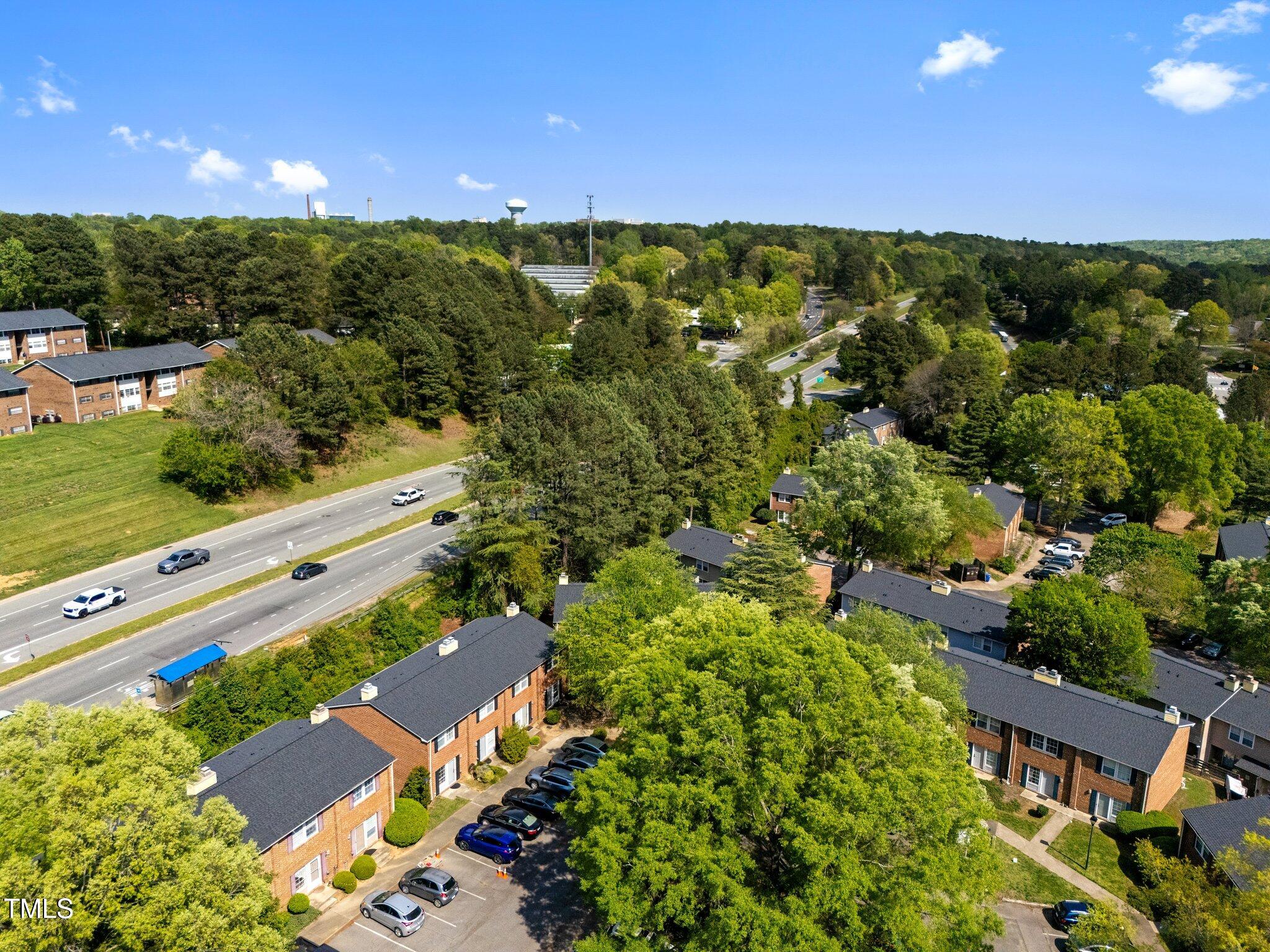 115 Coleridge Court Carrboro, NC 27510 - Photo 31 of 33 a view of a city